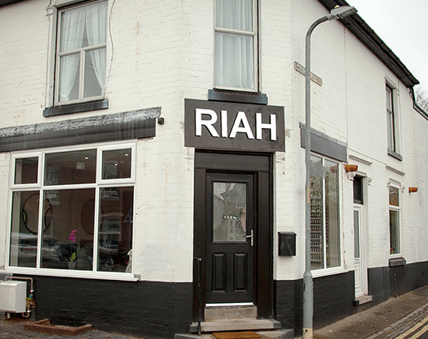 Riah Hair and Beauty Salon